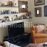 Rent 5 bedroom apartment of 170 m² in Genoa