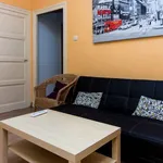 Rent a room of 220 m² in madrid