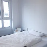 Miete 2 Schlafzimmer wohnung von 70 m² in Frankfurt