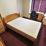 Rent 4 bedroom flat in Birmingham,