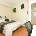 Rent a room of 75 m² in granada