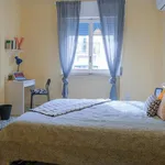 Rent a room in Naples