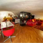 Rent 4 bedroom apartment of 86 m² in Genoa