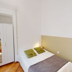 Rent a room of 215 m² in Toulouse