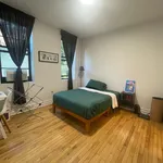 Rent 3 bedroom apartment in Brooklyn