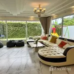 Rent 5 bedroom house of 500 m² in Phuket