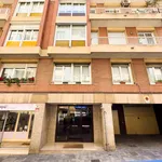 Rent a room of 91 m² in Barcelona