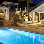 Rent 5 bedroom house in Cala Carbó