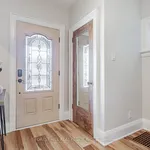 4 bedroom house of 2045 sq. ft in Toronto (Oakwood Village)