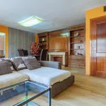 Rent 3 bedroom apartment in Granada