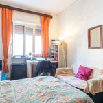 Rent a room of 110 m² in rome