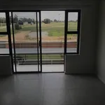 Rent 1 bedroom apartment of 58 m² in Johannesburg