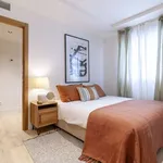 Alquilo 2 dormitorio apartamento de 93 m² en madrid