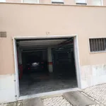 Rent 3 bedroom apartment of 60 m² in Lisbon