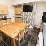 Rent 4 bedroom house in Leeds