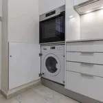 Rent 2 bedroom apartment of 75 m² in lisbon