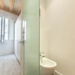 Rent 4 bedroom apartment of 20 m² in Barcelona