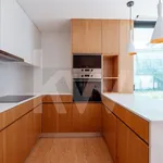 Rent 3 bedroom house of 197 m² in Oliveira de Azeméis