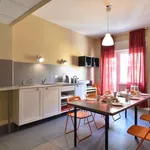 Rent a room of 190 m² in rome