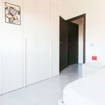 Rent a room of 65 m² in rome