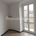 Rent 4 bedroom apartment of 125 m² in Genoa