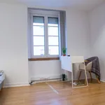 Rent a room in lisbon