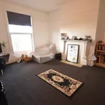 Rent 10 bedroom house in Leeds