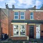 Rent 3 bedroom flat in East Of England