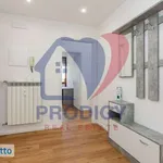 Affitto 5 camera appartamento di 114 m² in Rome