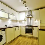 Rent 2 bedroom flat in Manchester