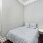 Rent a room in lisbon