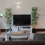 Rent 4 bedroom apartment of 123 m² in lisbon