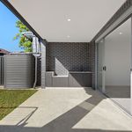 Rent 4 bedroom house in Sydney