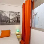 Rent 5 bedroom apartment in Valencia