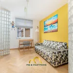 Rent 2 bedroom apartment of 50 m² in Praha 7