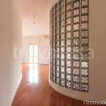 Rent 3 bedroom apartment of 90 m² in Verona