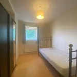 Rent 2 bedroom apartment in Reigate and Banstead