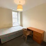 Rent 2 bedroom flat in Scotland