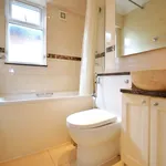 Rent 6 bedroom house in W3 9HG