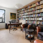 Rent 5 bedroom apartment of 173 m² in Van der Leekbuurt