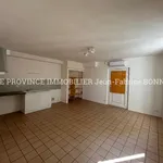 Appartement de 38 m² avec 2 chambre(s) en location à Valréas