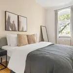 Miete 4 Schlafzimmer wohnung von 104 m² in Berlin