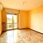 Rent 2 bedroom apartment of 70 m² in Ferno