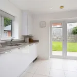 Rent 4 bedroom house in South East England