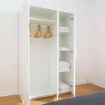 Appartement de 80 m² avec 2 chambre(s) en location à paris