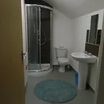 Rent 5 bedroom house in Preston