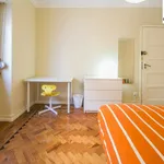 Rent 5 bedroom apartment in Lisbon