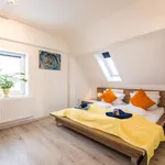 Miete 2 Schlafzimmer wohnung von 70 m² in Augsburg