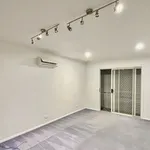 Rent 3 bedroom house in Melbourne