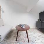 Rent 2 bedroom apartment of 43 m² in Milan